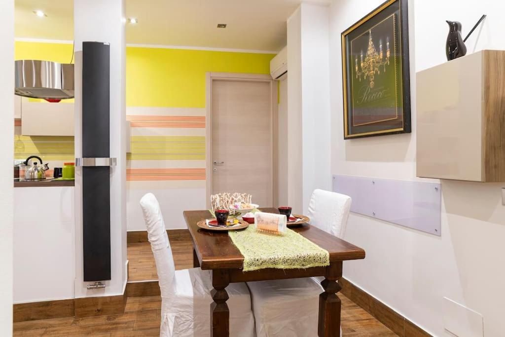 Lily'S - Near Harbor And Downtown With Terrace - Italy Flat Vacation Apartment Генуа Екстериор снимка